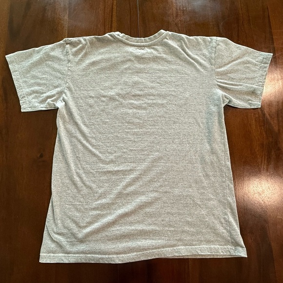 Dirt Road Anthem Graphic Tee Men’s Size Large - Picture 2 of 5